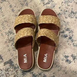 MIA platform sandals